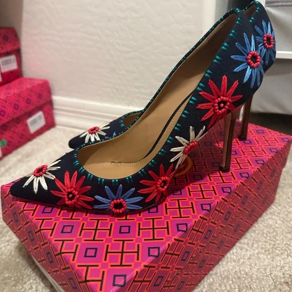 Tory Burch Navy Heels with Floral Embroidery - Picture 7 of 10